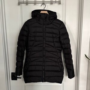 The North Face Black Quilted Puffer Down Jacket - Size S
